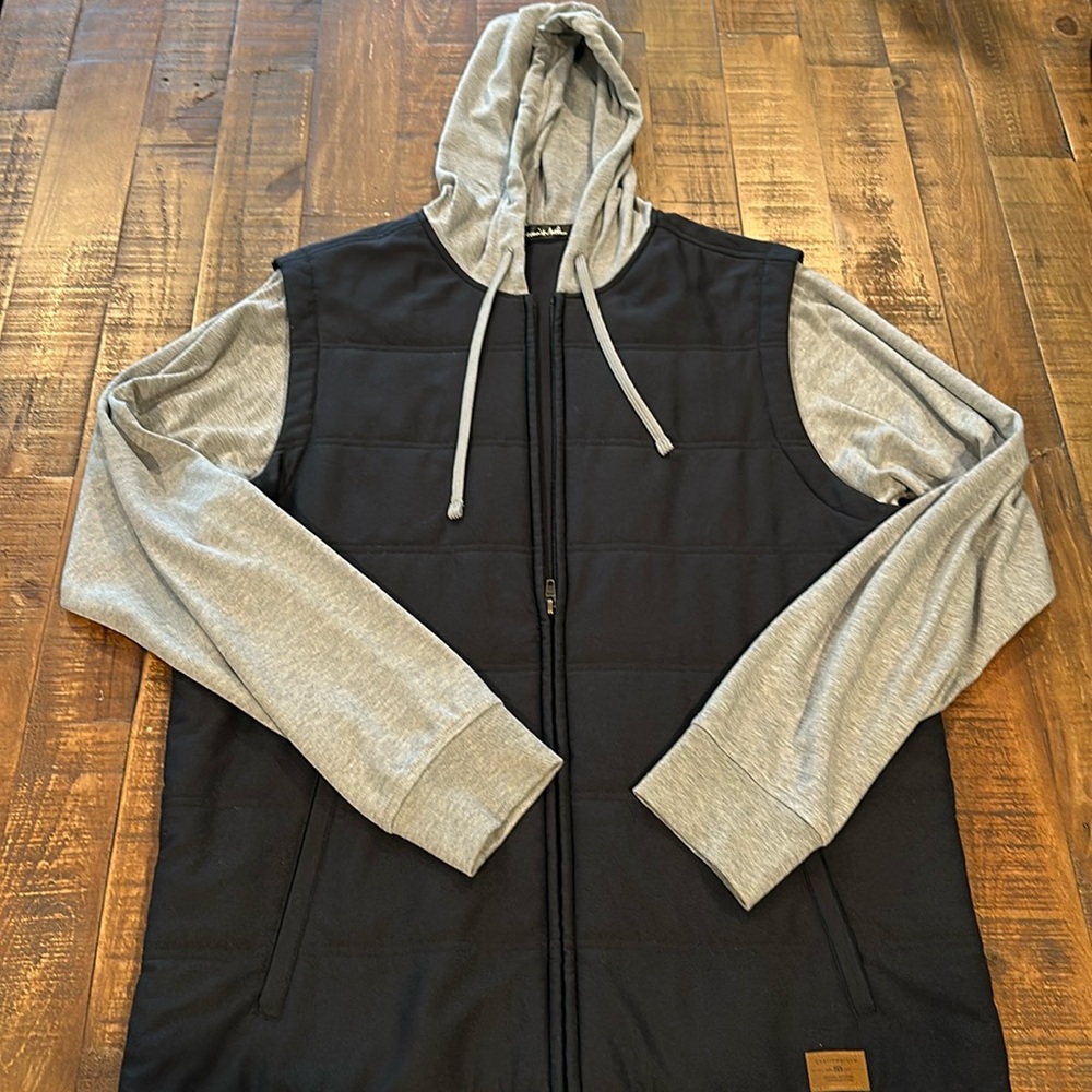 Travis Mathew Men’s Scavenger Full Zip Hoodie Black/Grey Medium